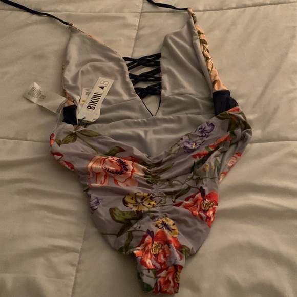 Bikini lab one piece - Picture 4 of 7